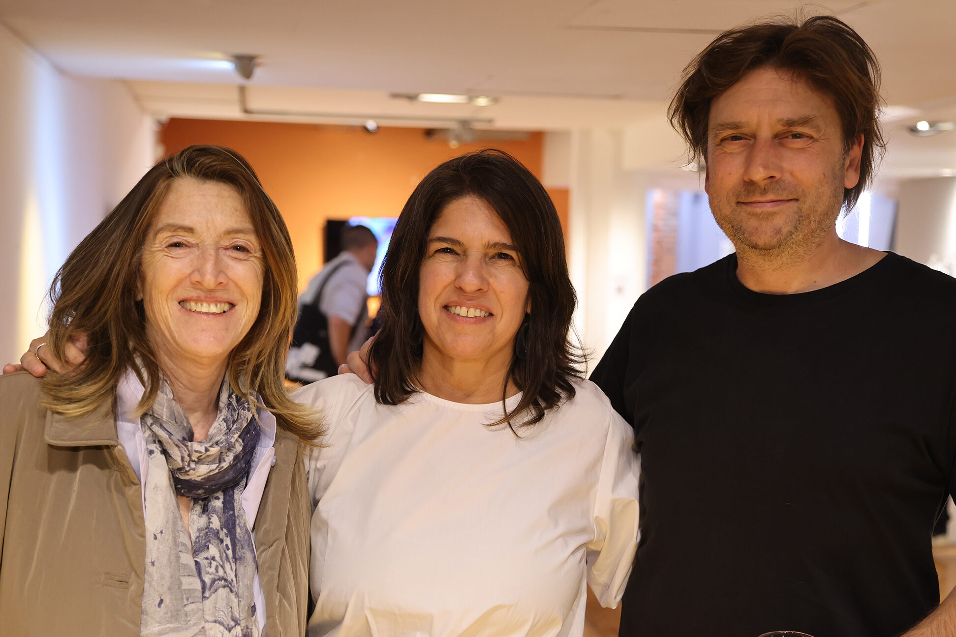 Cecilia Cavanagh, Gabriela Serkin y Martín Parselis en la inauguración de Hashtag 3 en el Pabellón de las Bellas Artes de la UCA
